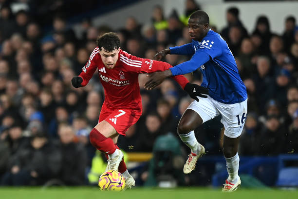 随着艾哈迈 随着艾哈迈