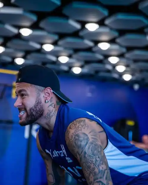 的阳光下 的阳光下